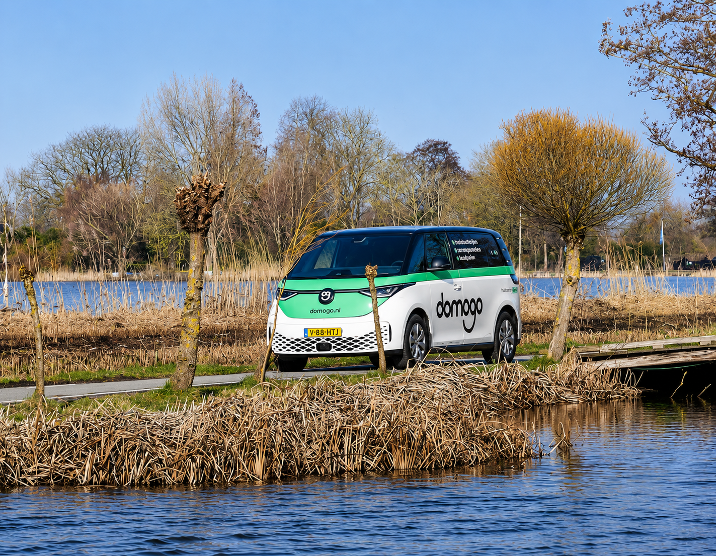 Domogo EV bus onderweg